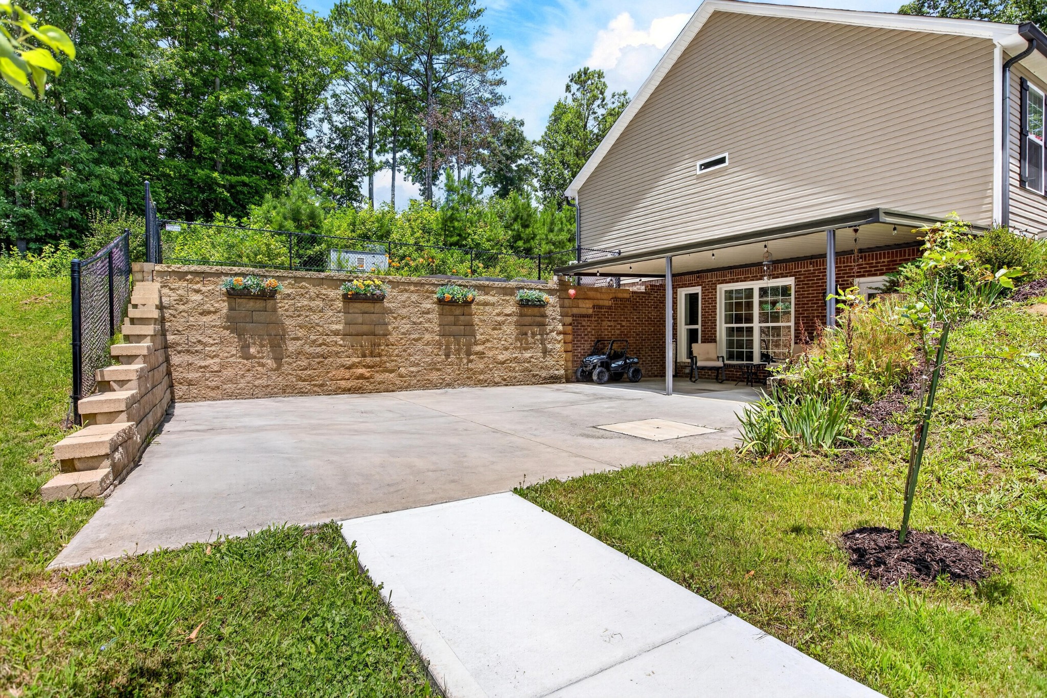 148 Chetola Drive, Ne Property Photo 6