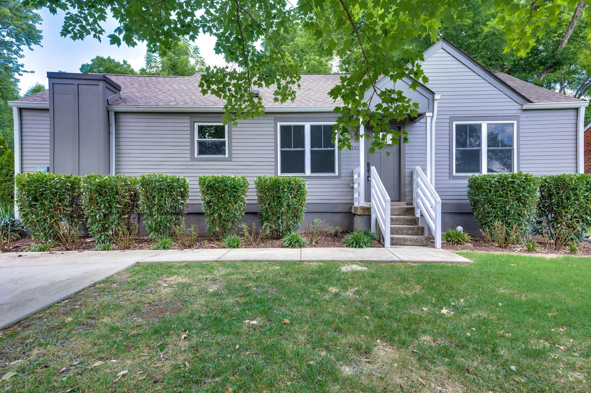 1421 Janie Ave Property Photo 1