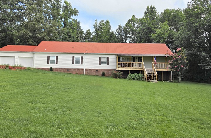 180 Flippin Ln Property Photo 2