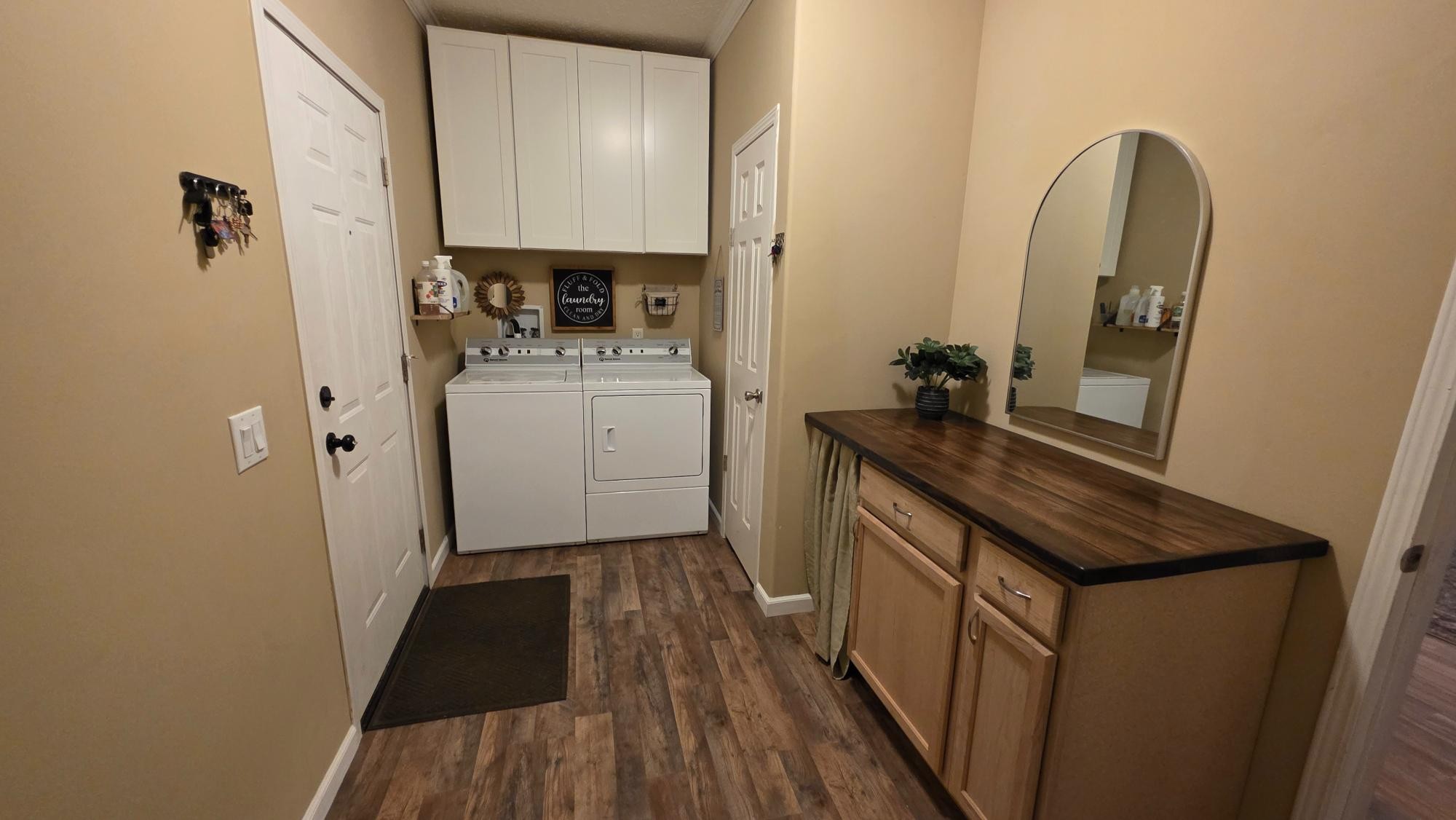 180 Flippin Ln Property Photo 3