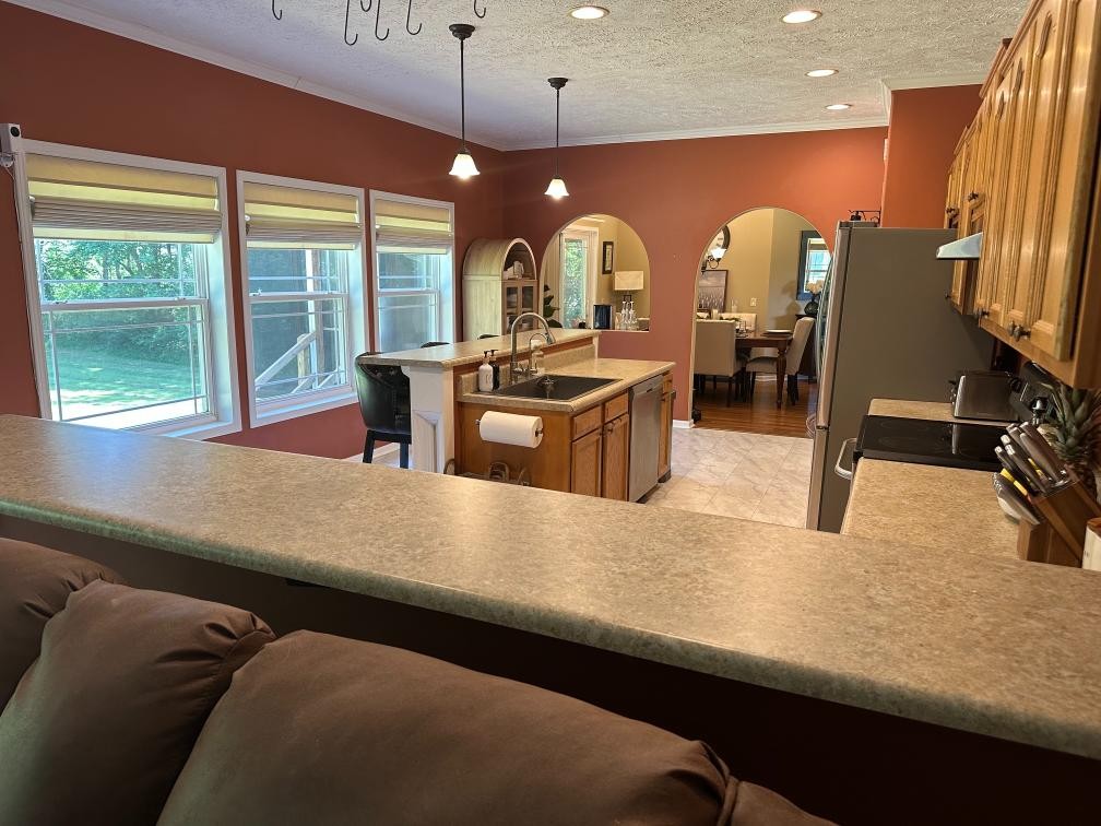 180 Flippin Ln Property Photo 6