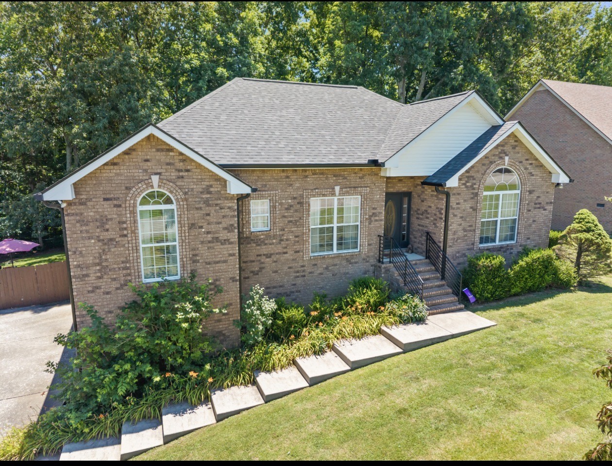 4092 Summit Dr Property Photo 5
