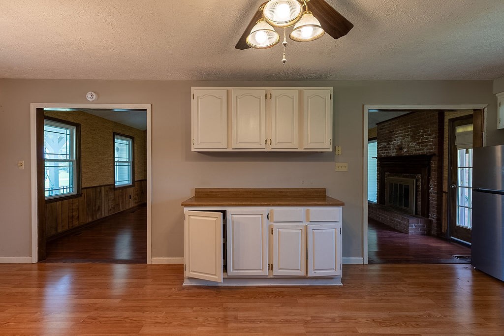1200 Pin Oak Dr Property Photo 12
