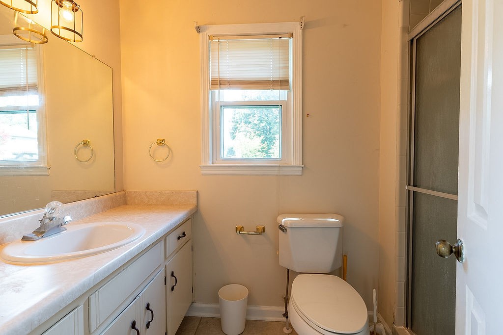 1200 Pin Oak Dr Property Photo 27