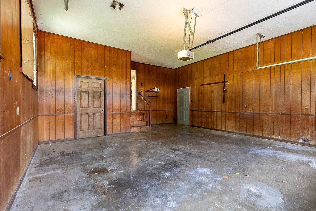 1200 Pin Oak Dr Property Photo 33