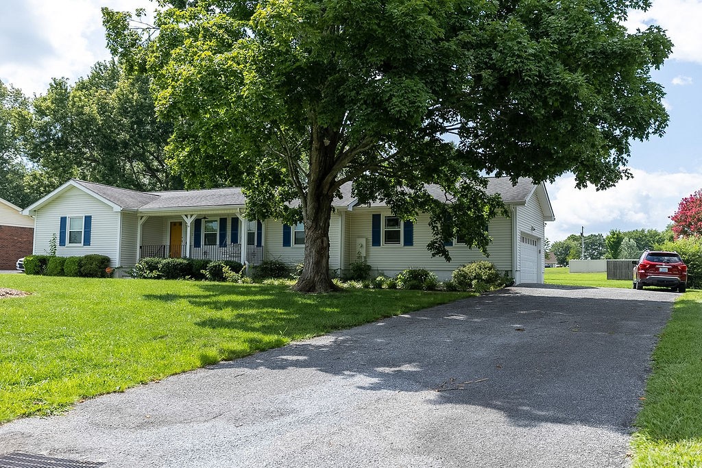 1200 Pin Oak Dr Property Photo 34