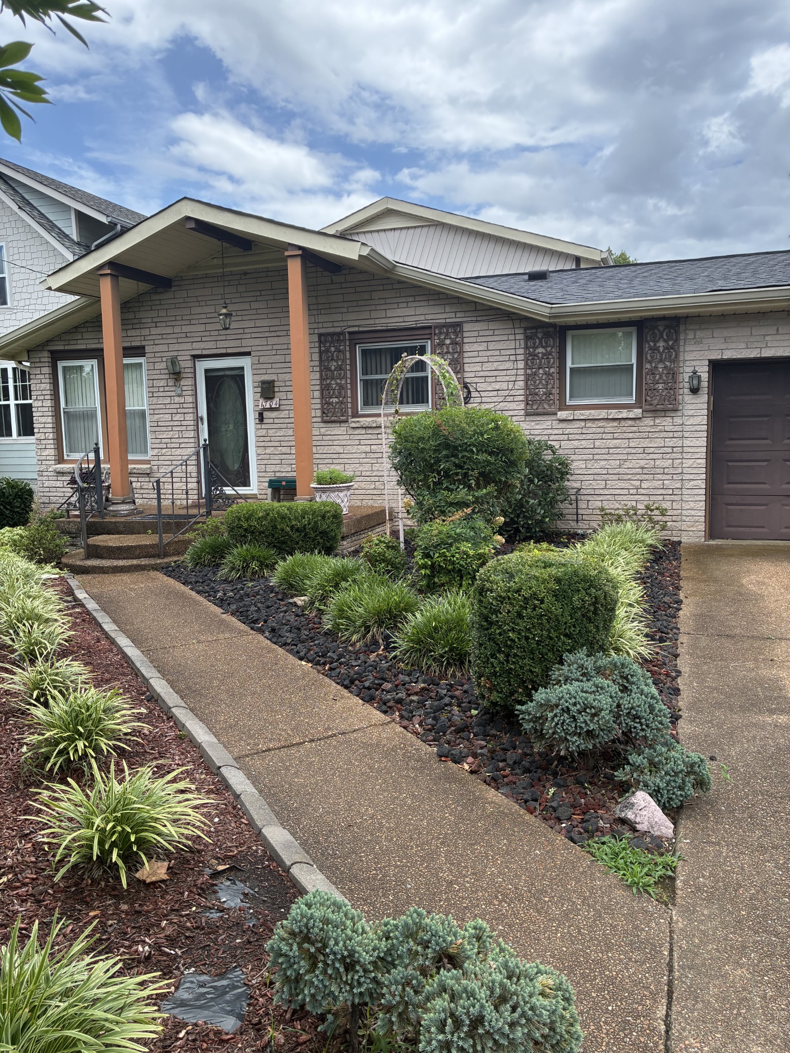 1704 15th Ave, S Property Photo 1