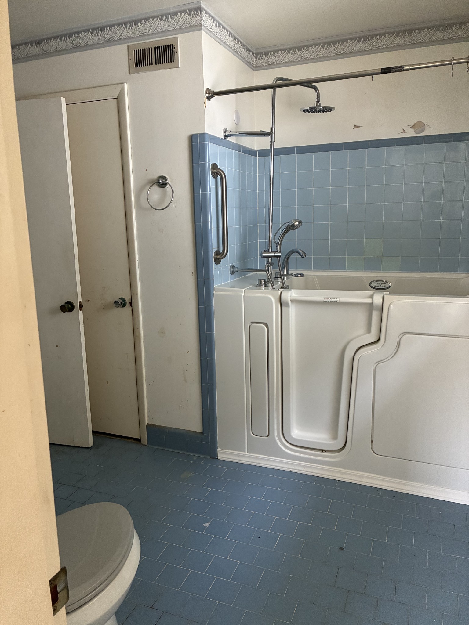 1704 15th Ave, S Property Photo 7