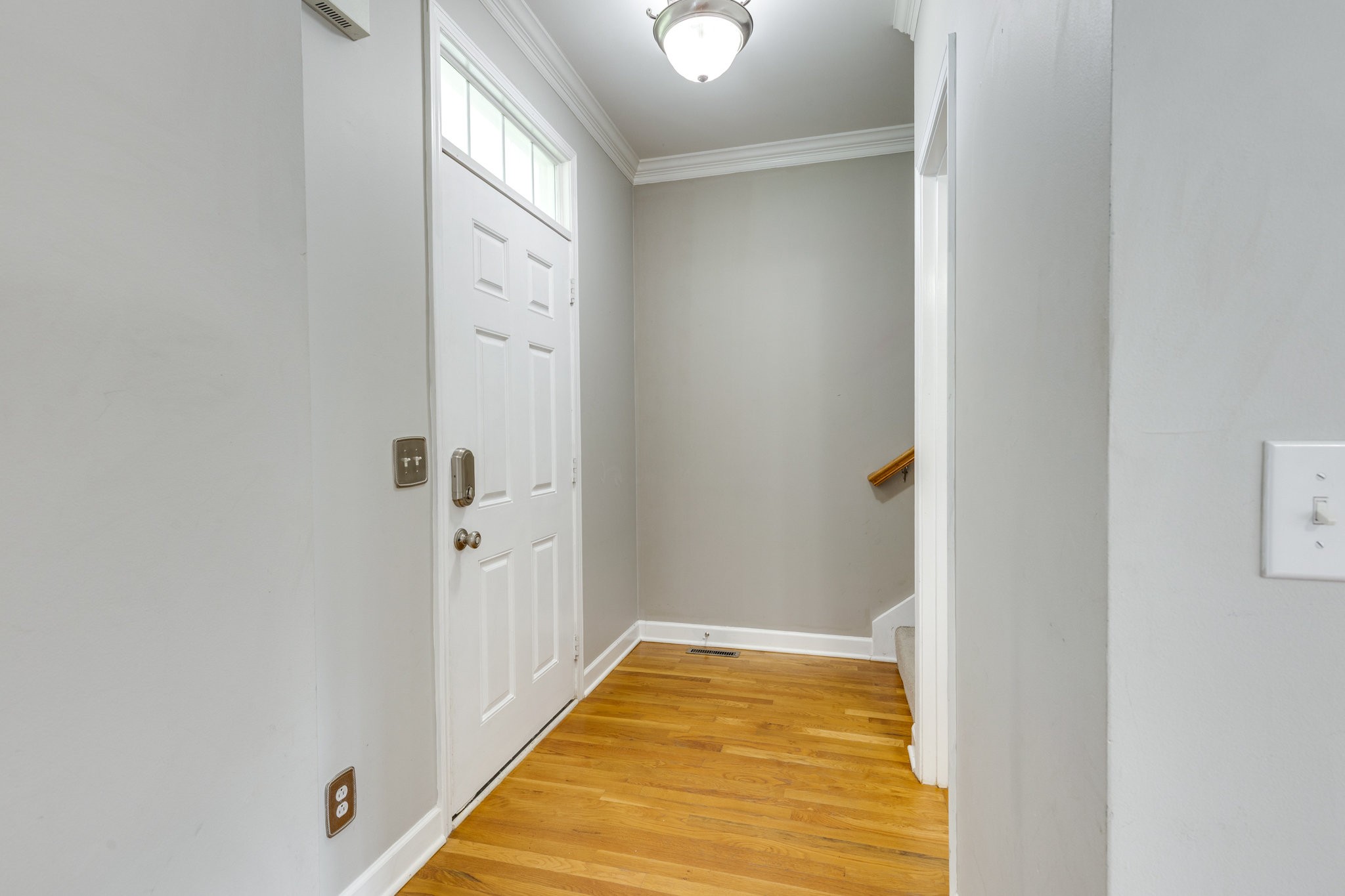 1012 Mckenna Dr Property Photo 8
