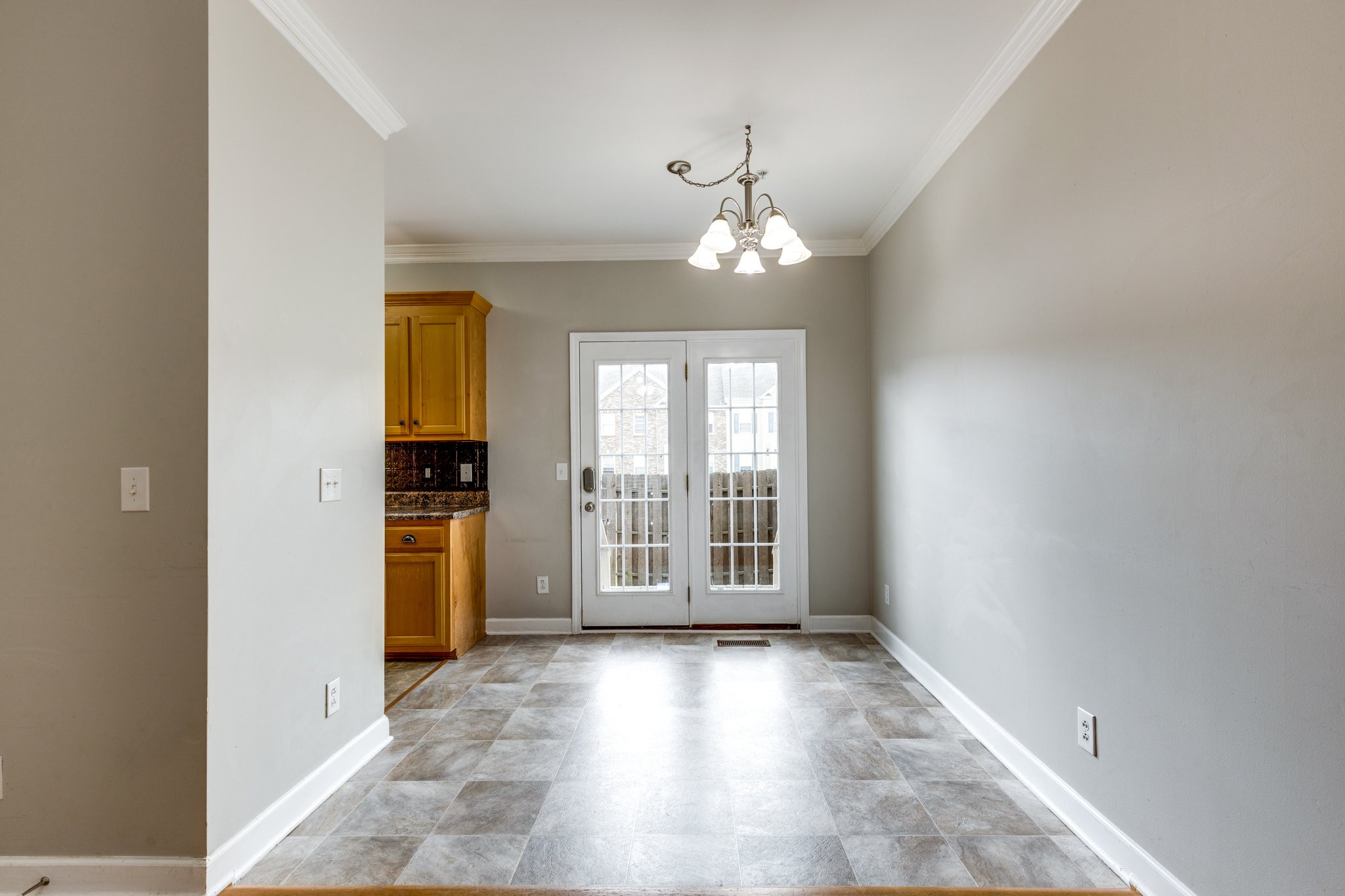 1012 Mckenna Dr Property Photo 14