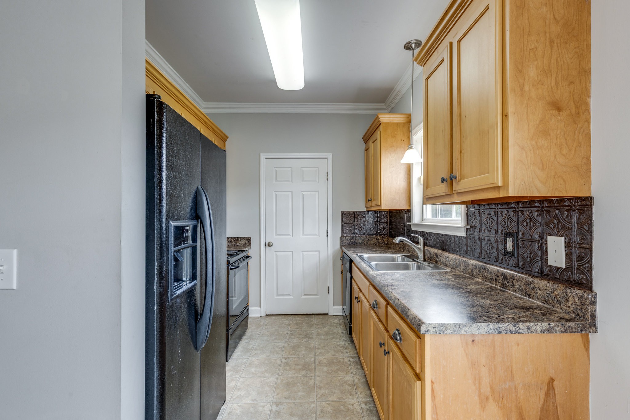 1012 Mckenna Dr Property Photo 16
