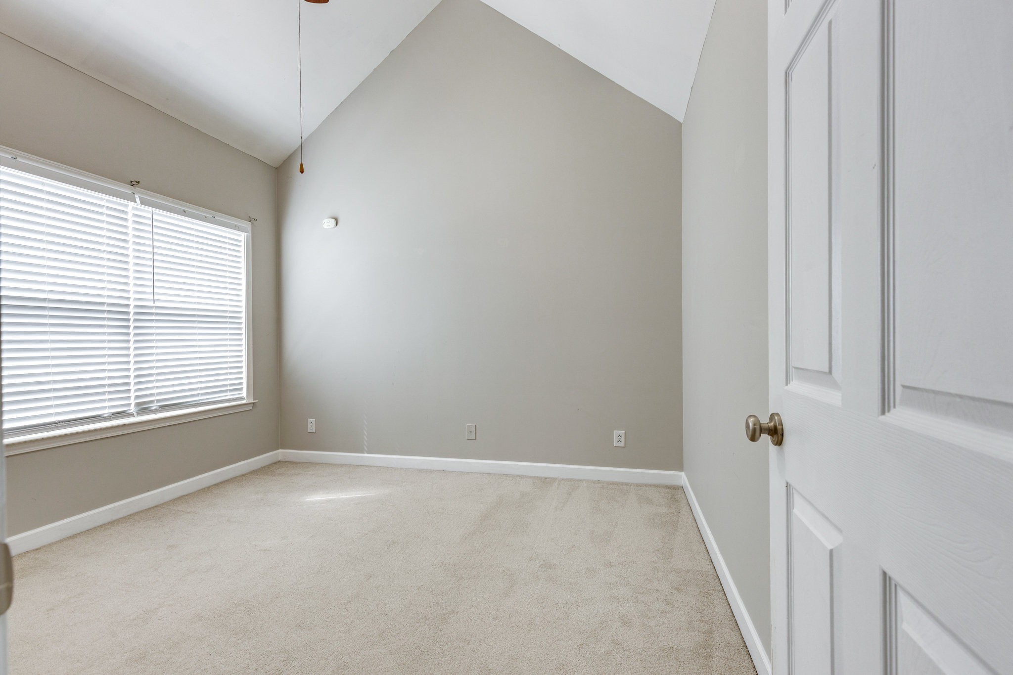 1012 Mckenna Dr Property Photo 22
