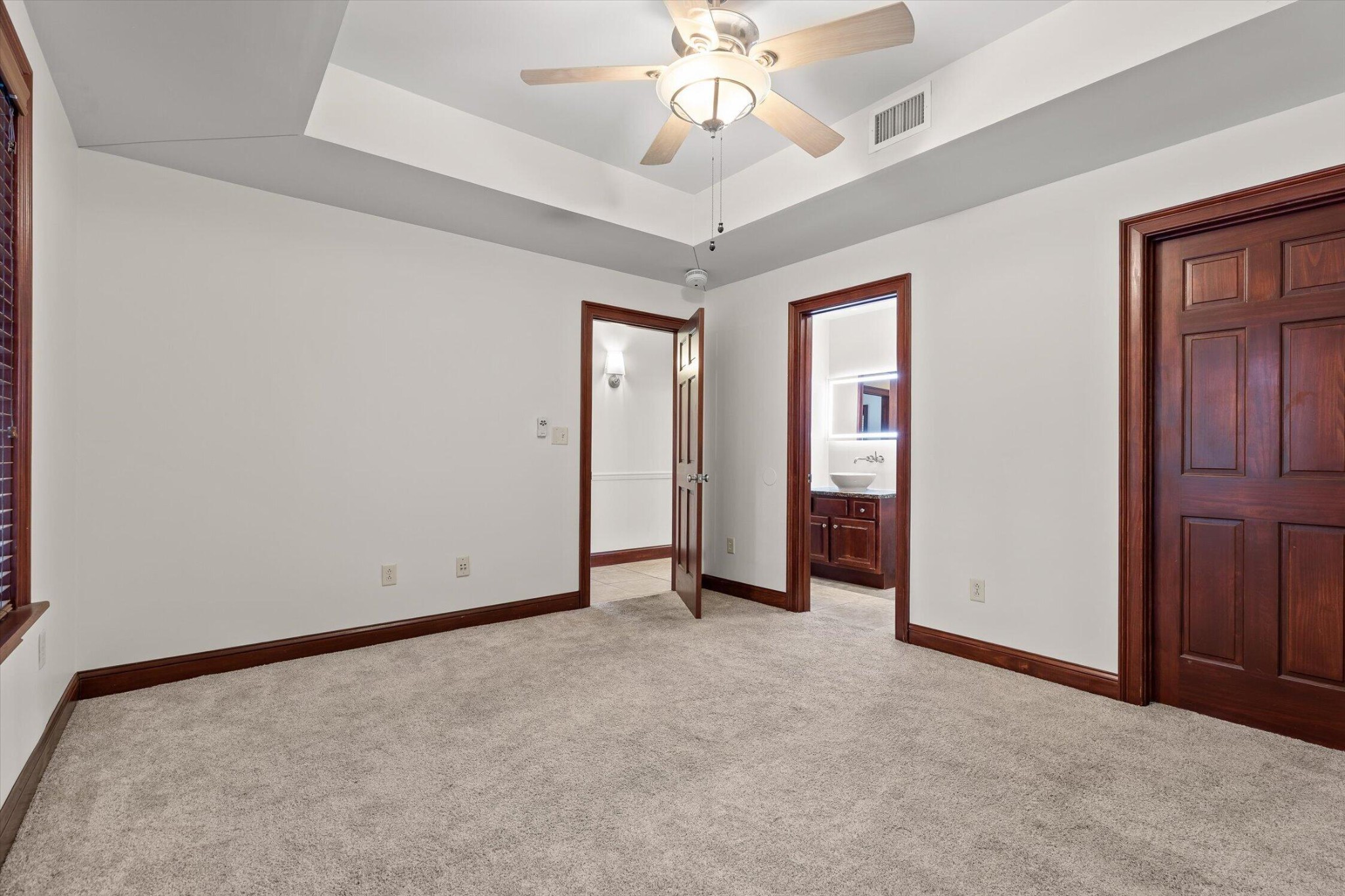 733 Battery Place Property Photo 20