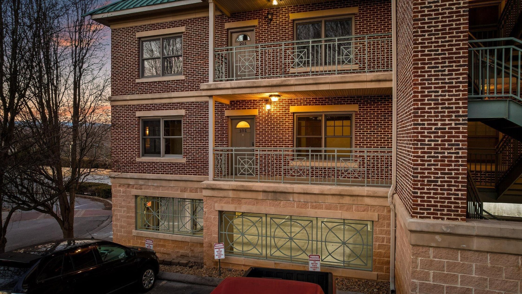733 Battery Place Property Photo 37