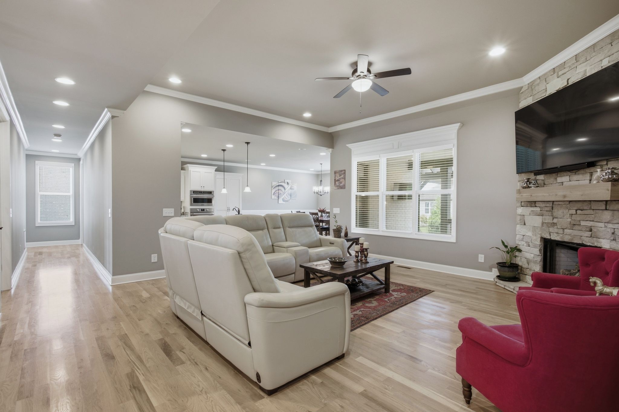 1036 Pretender Way Property Photo 9