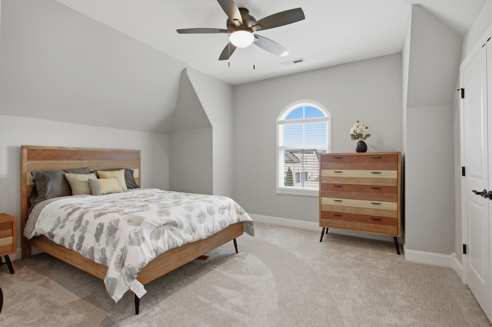 1036 Pretender Way Property Photo 42