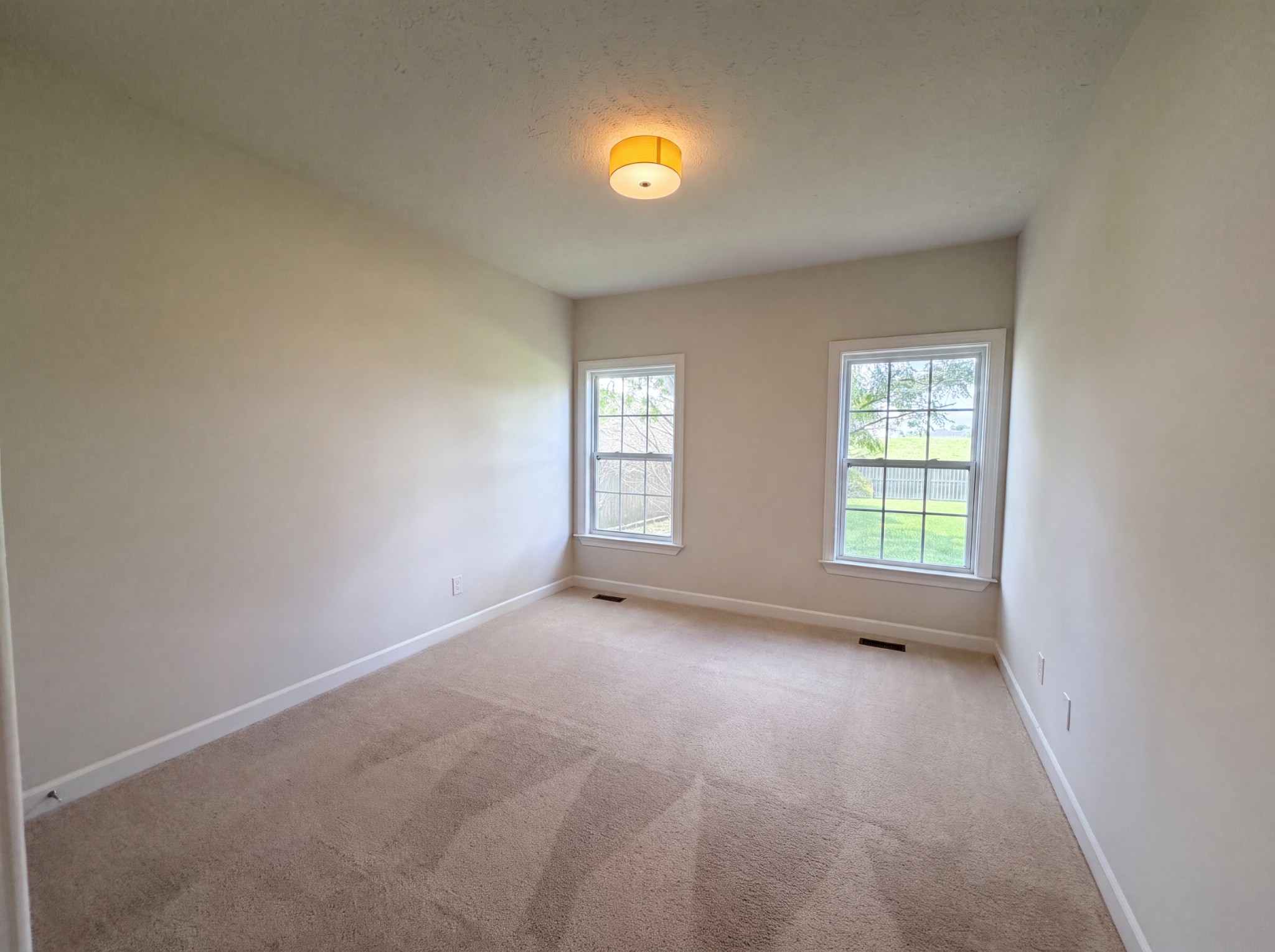 1044 Laramie Ct Property Photo 15