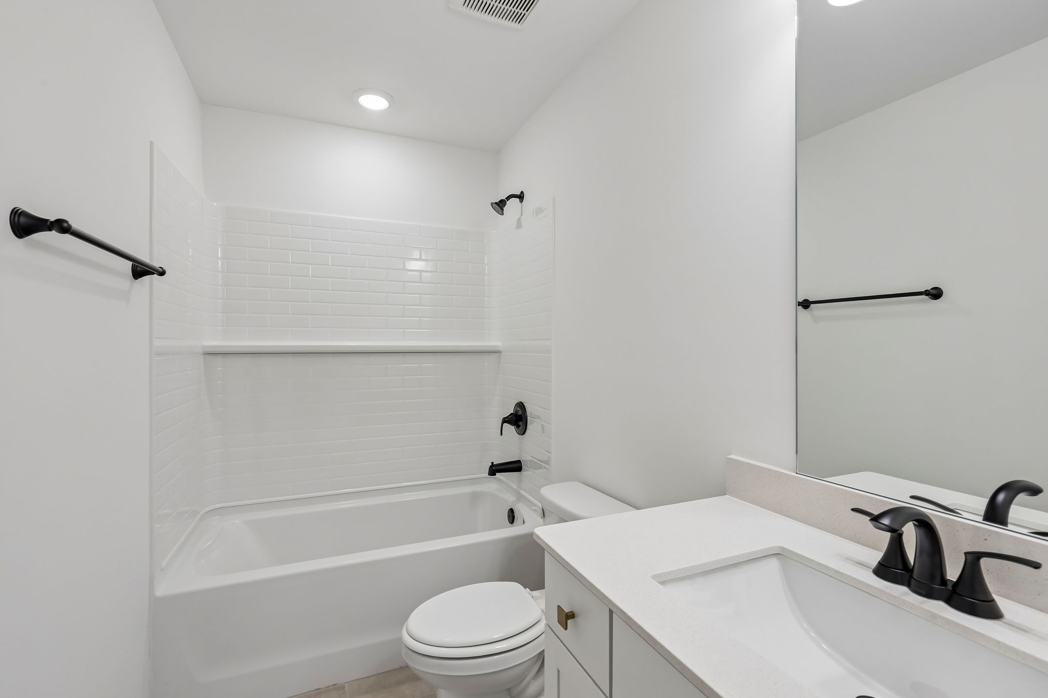 317 Aspen Aly Property Photo 17
