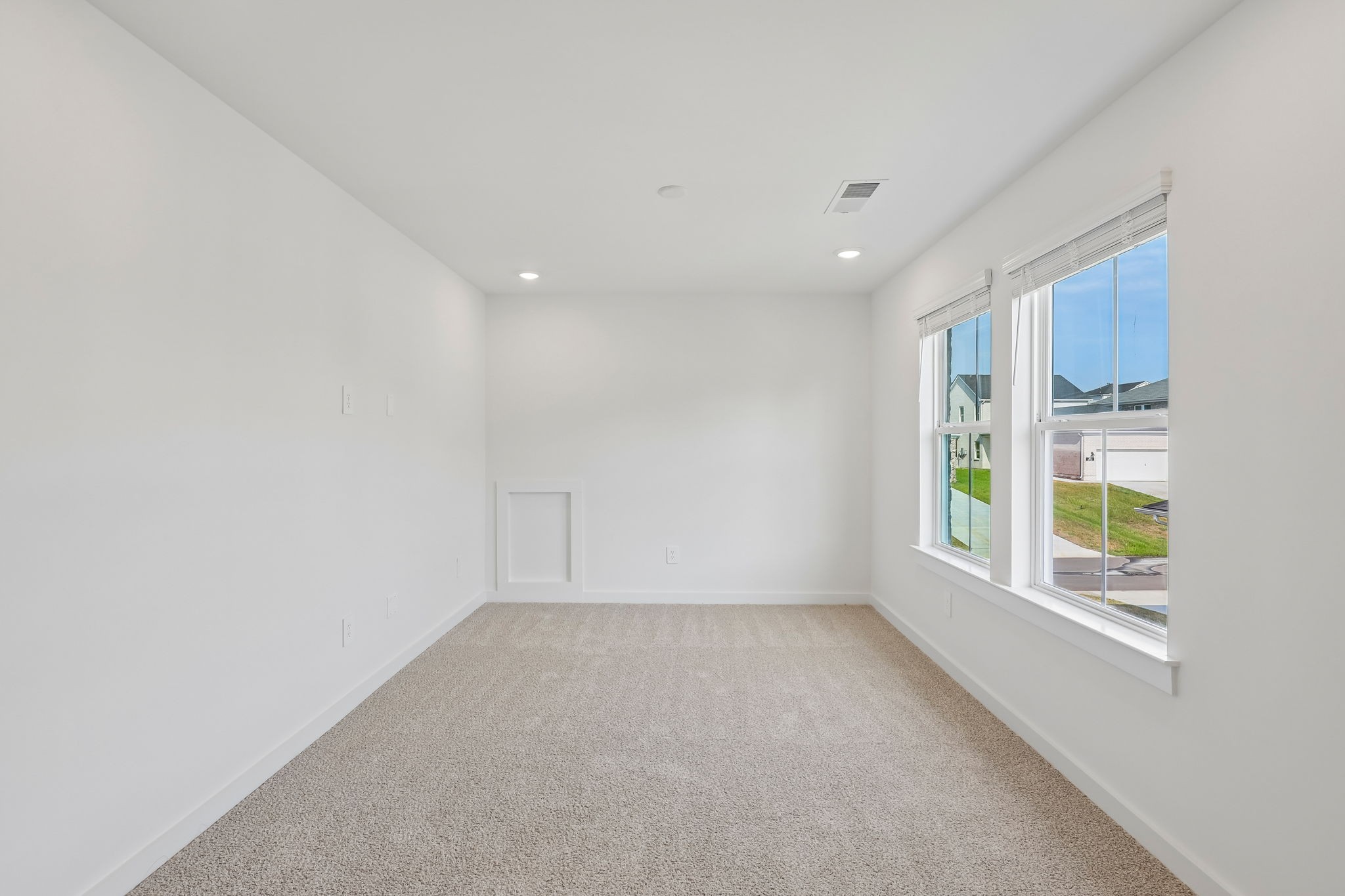 317 Aspen Aly Property Photo 18