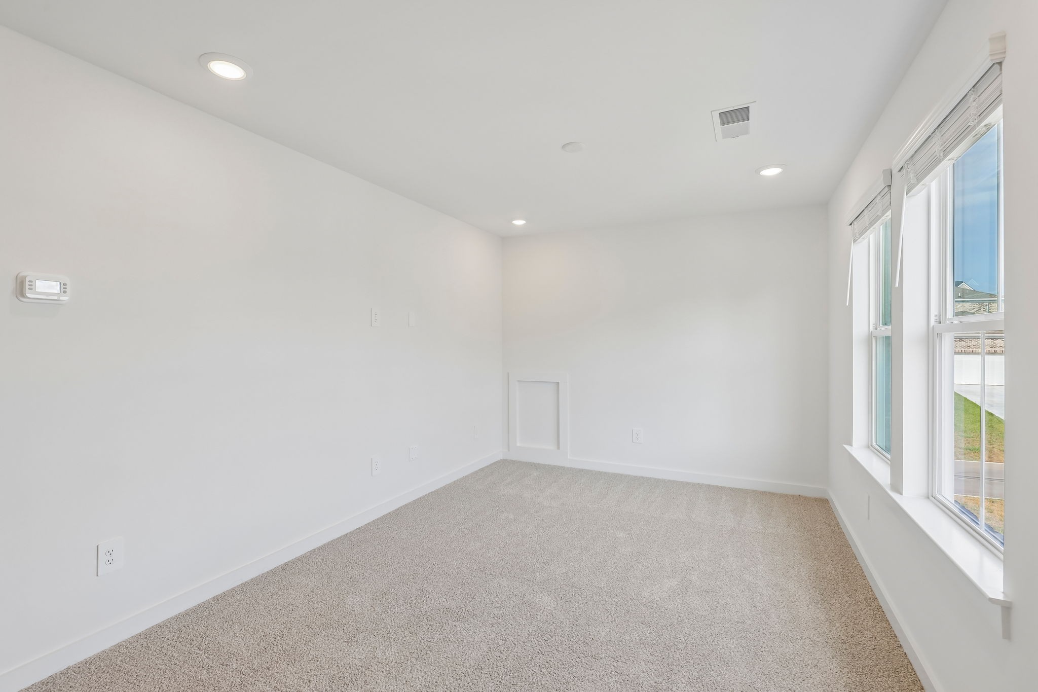 317 Aspen Aly Property Photo 19