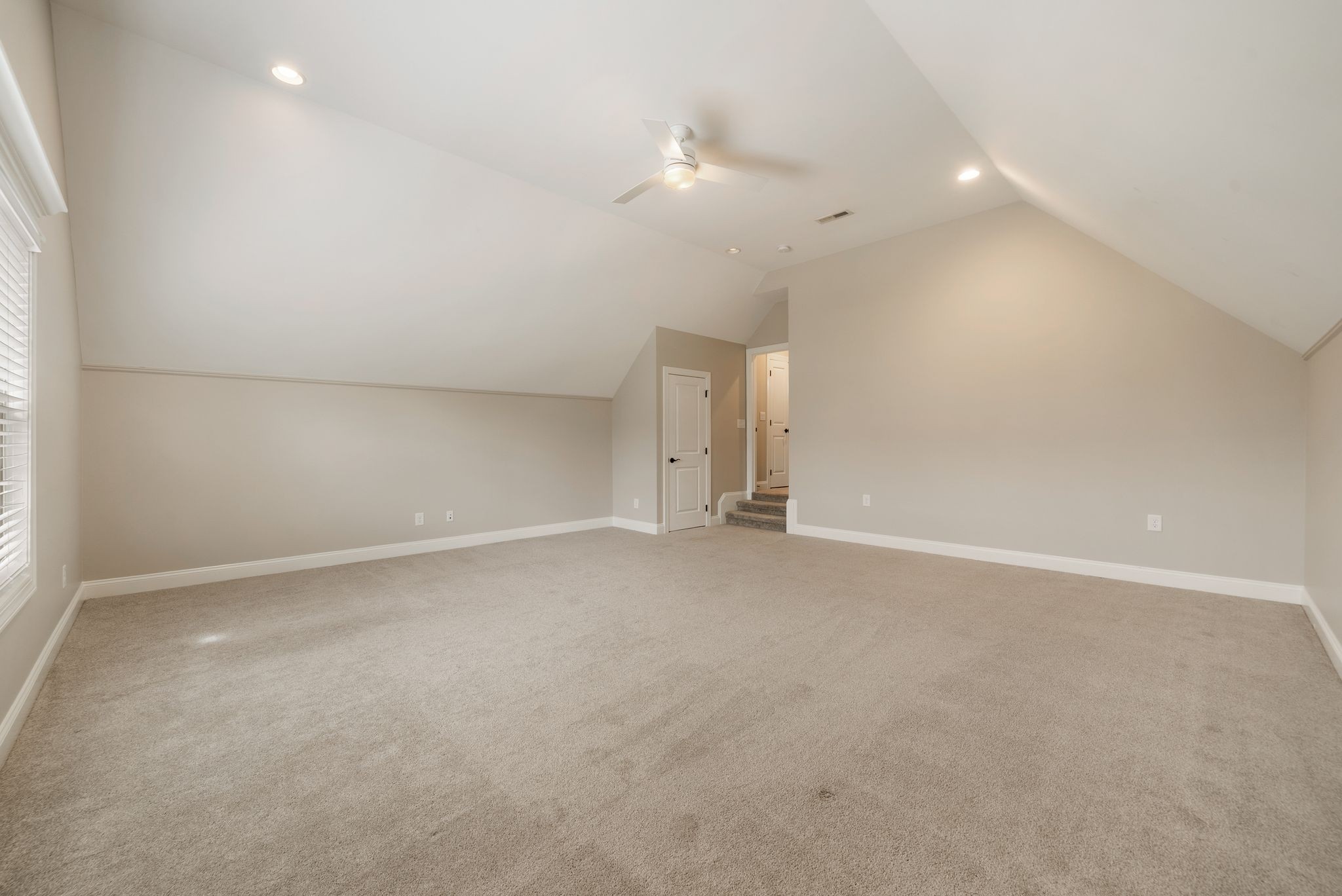 1706 Sorrell Park Dr Property Photo 34