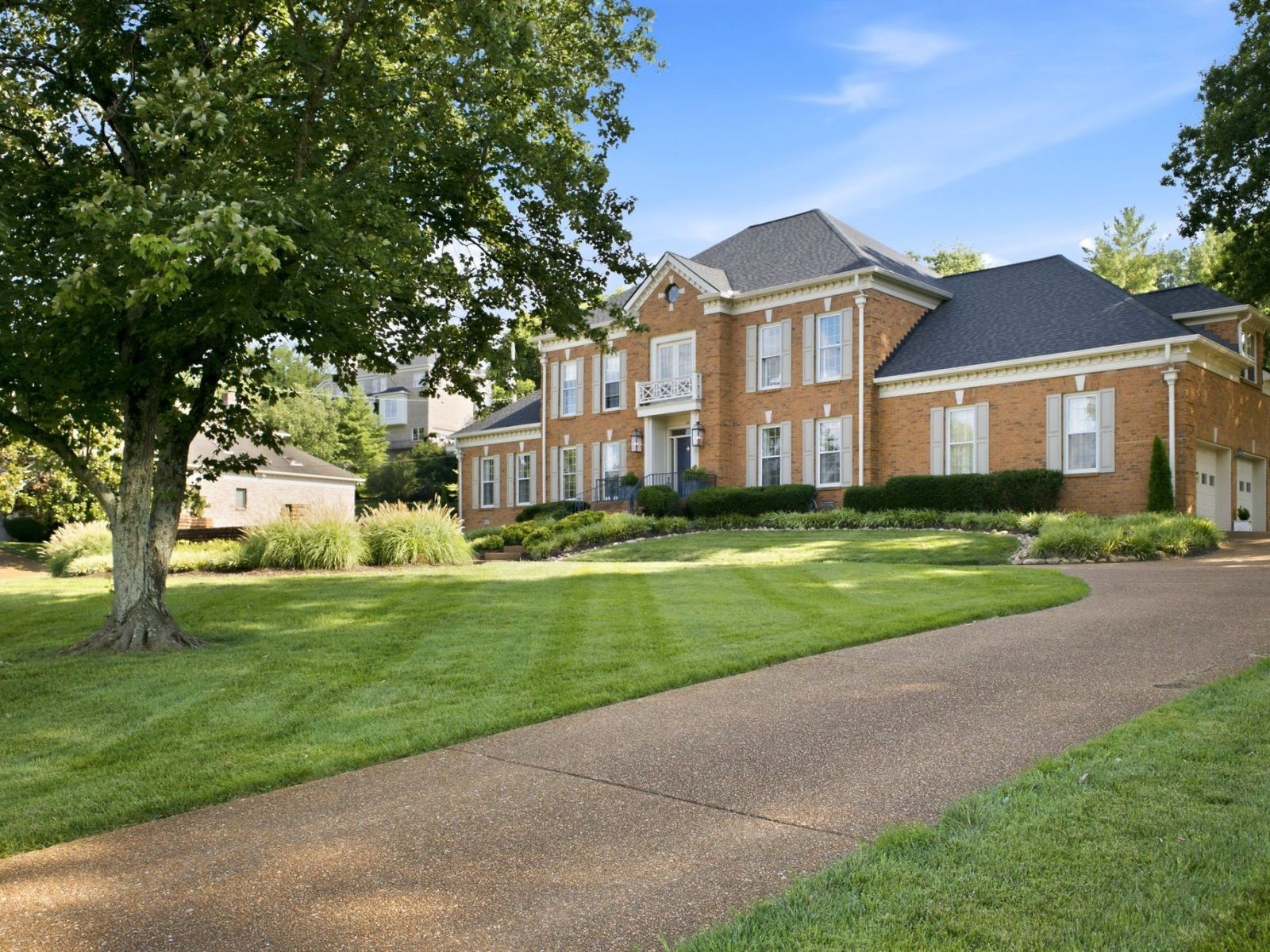 5109 Fountainhead Dr