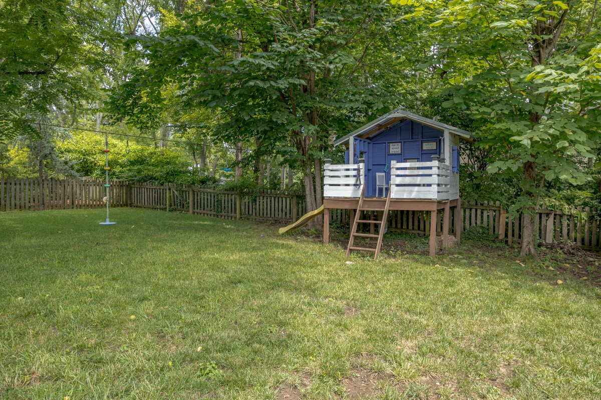 4408b Lealand Ln Property Photo 58