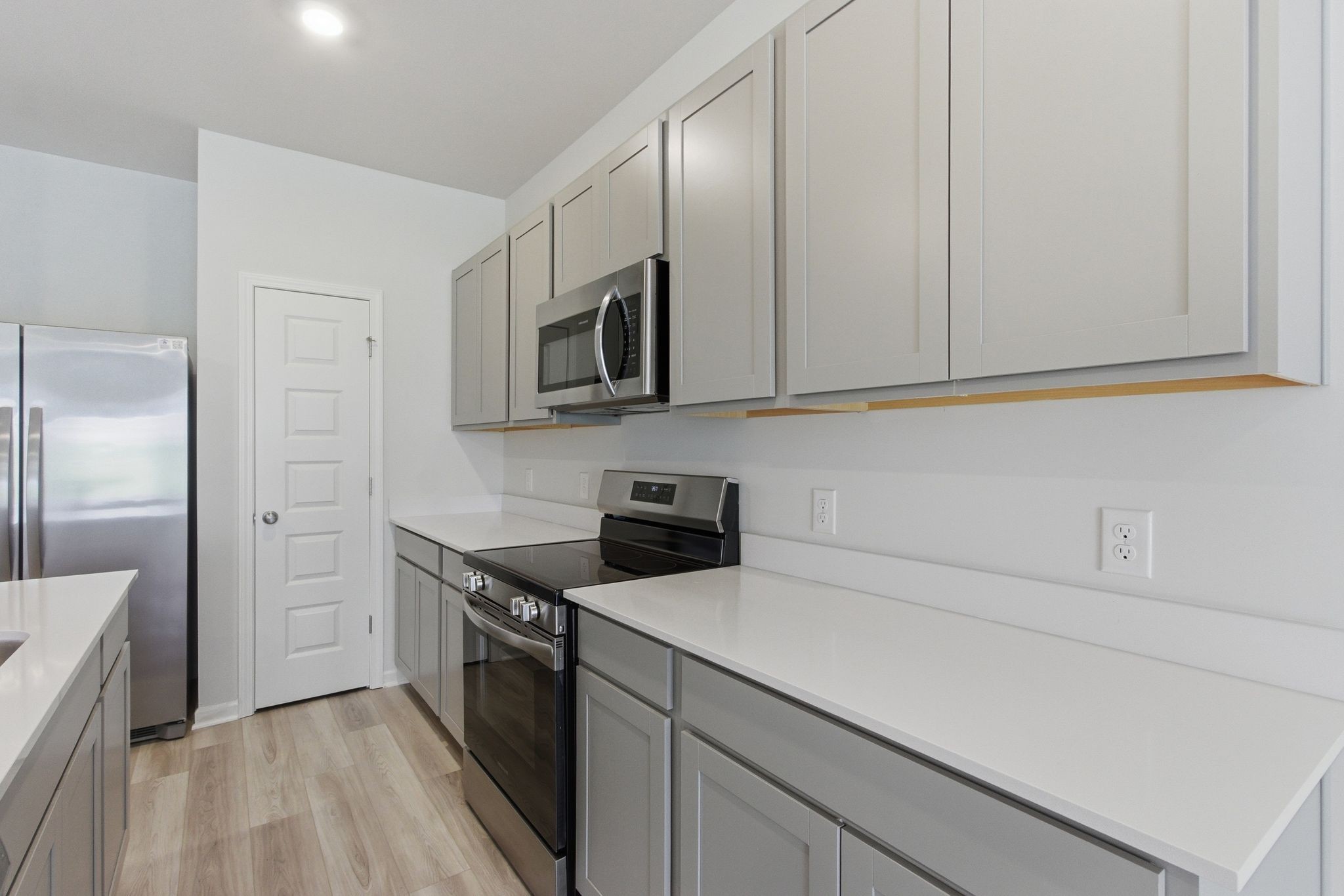 564 Trinity Way Property Photo 10