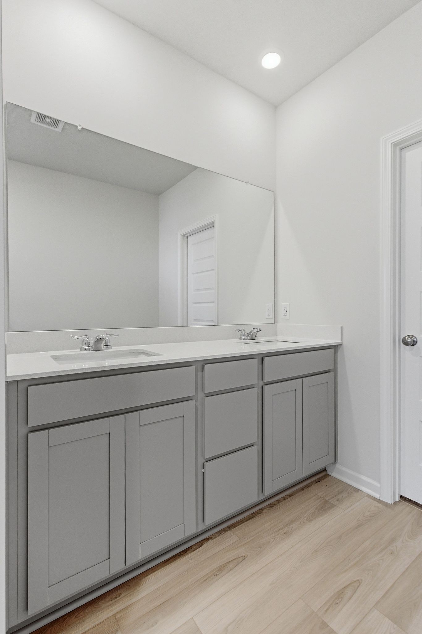564 Trinity Way Property Photo 19