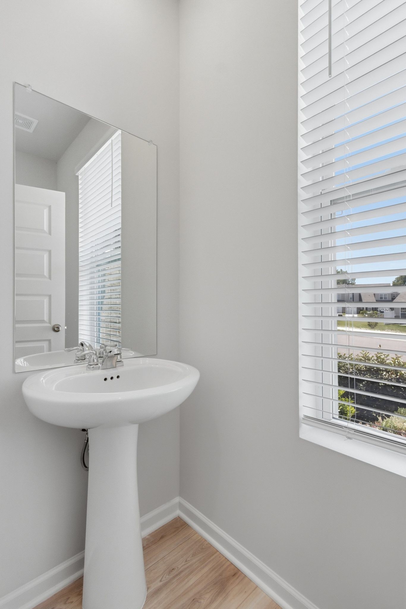564 Trinity Way Property Photo 25