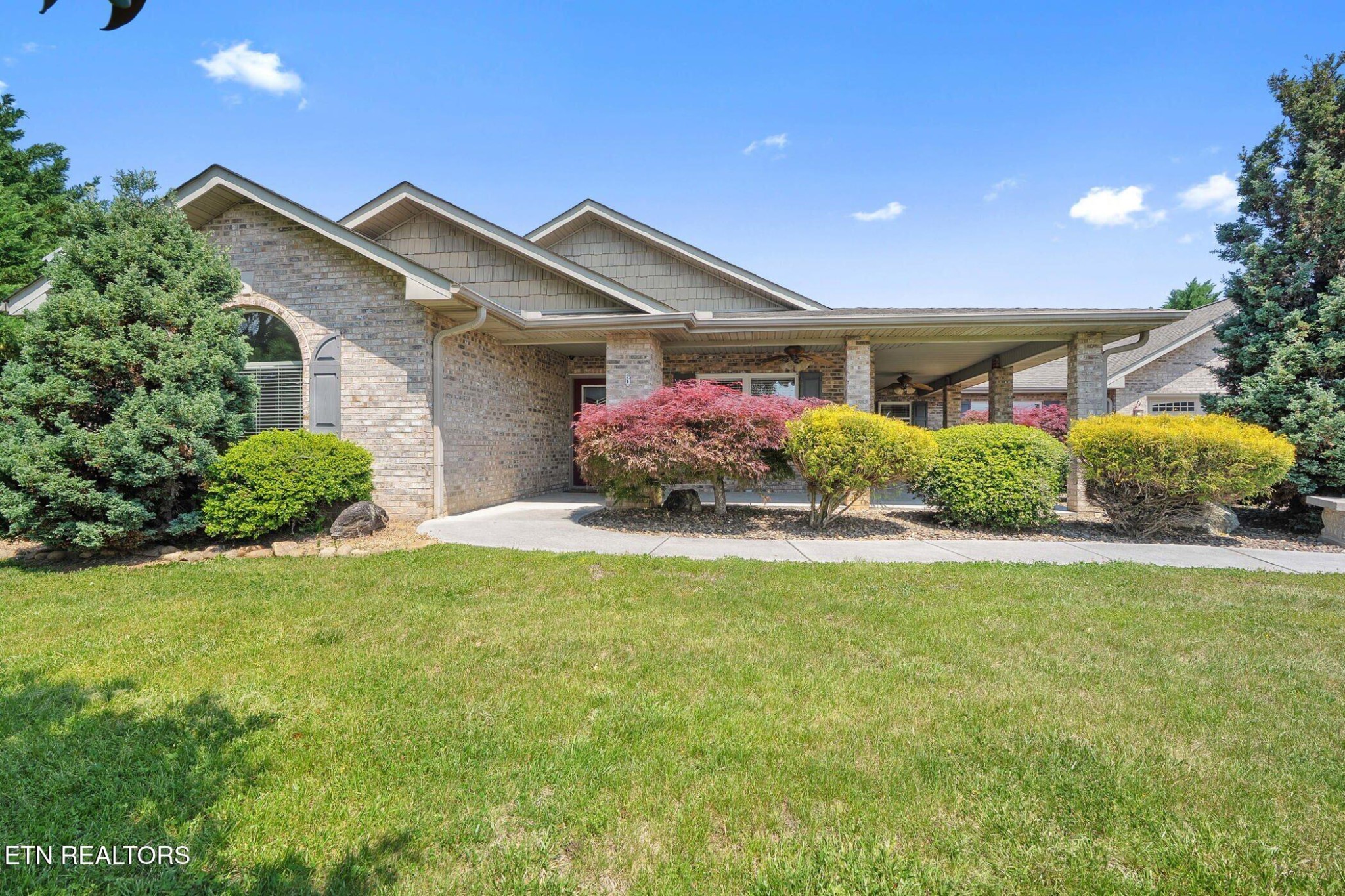 1018 Southwind Circle Property Photo 10