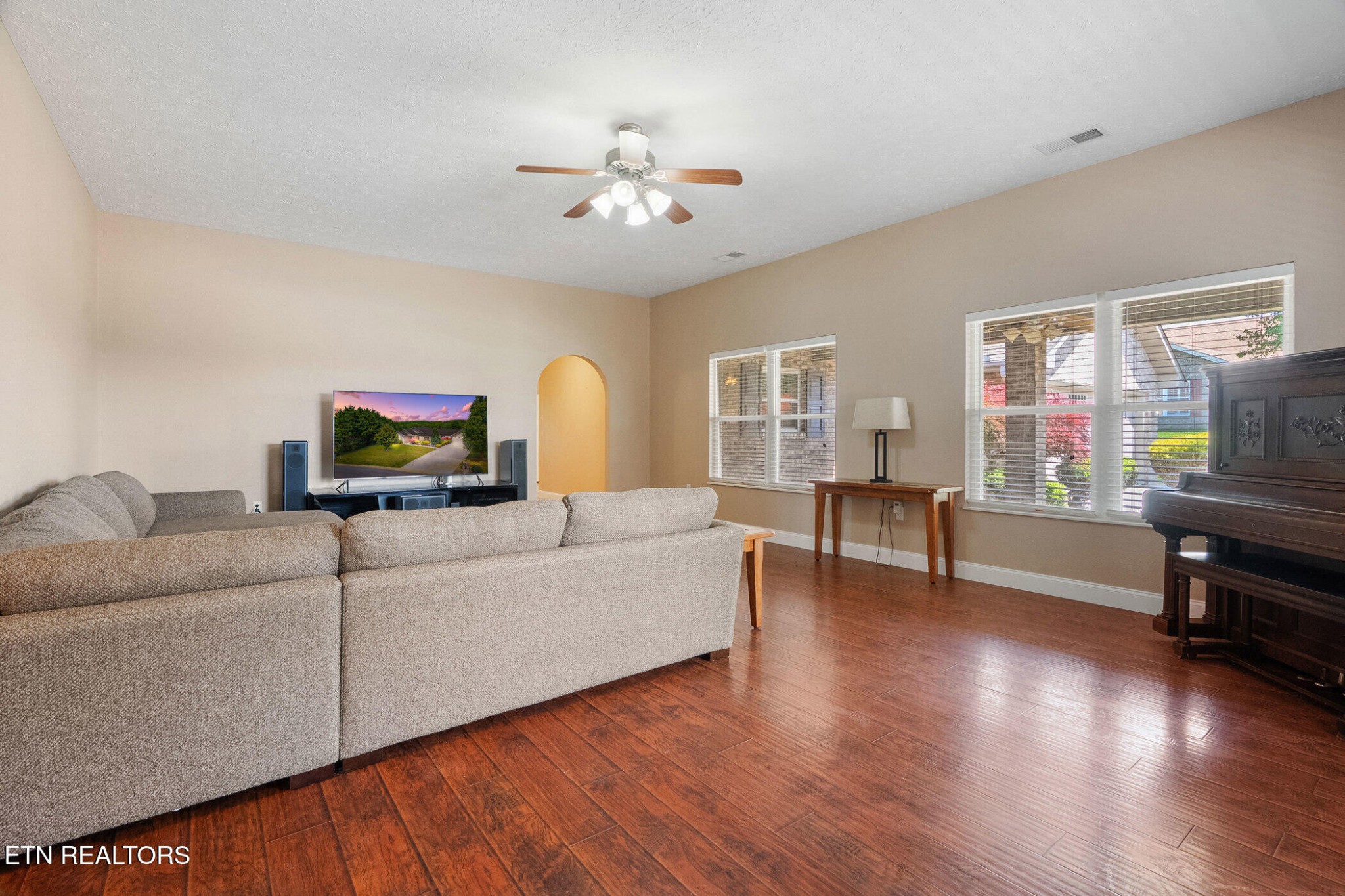 1018 Southwind Circle Property Photo 14