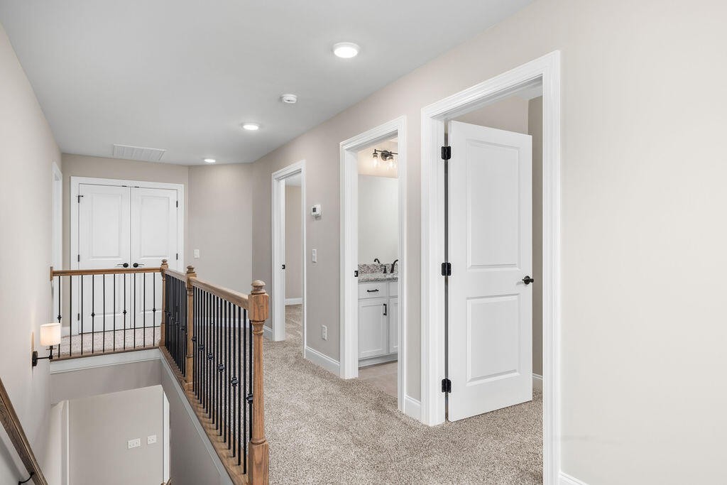 2967 Discovery Drive, Nw Property Photo 13