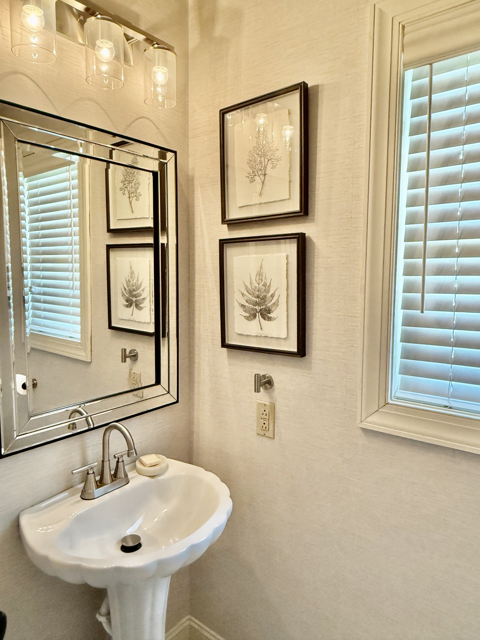 1852 Fairway Dr Property Photo 28