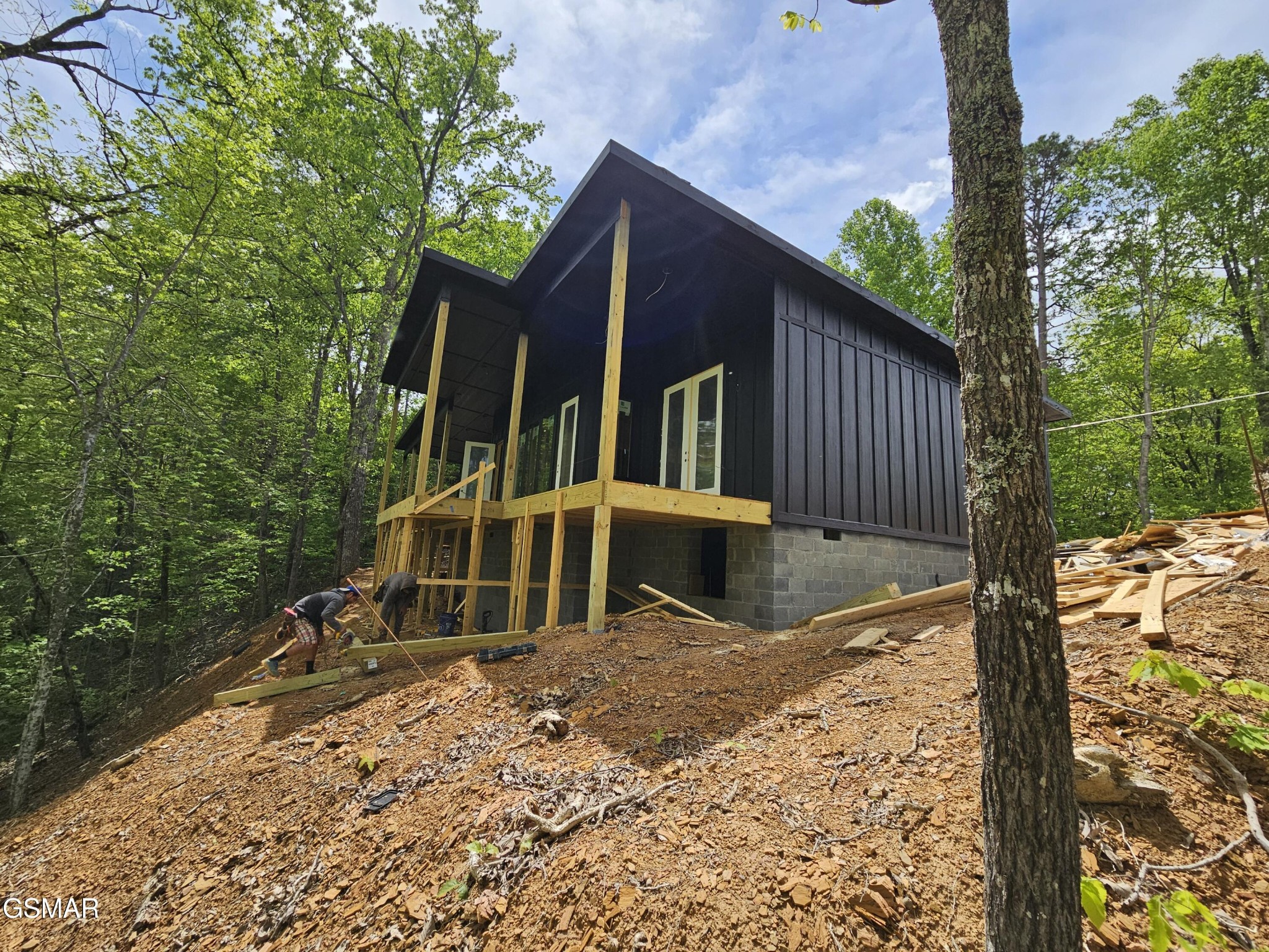 4147 Dollys Drive Property Photo 1