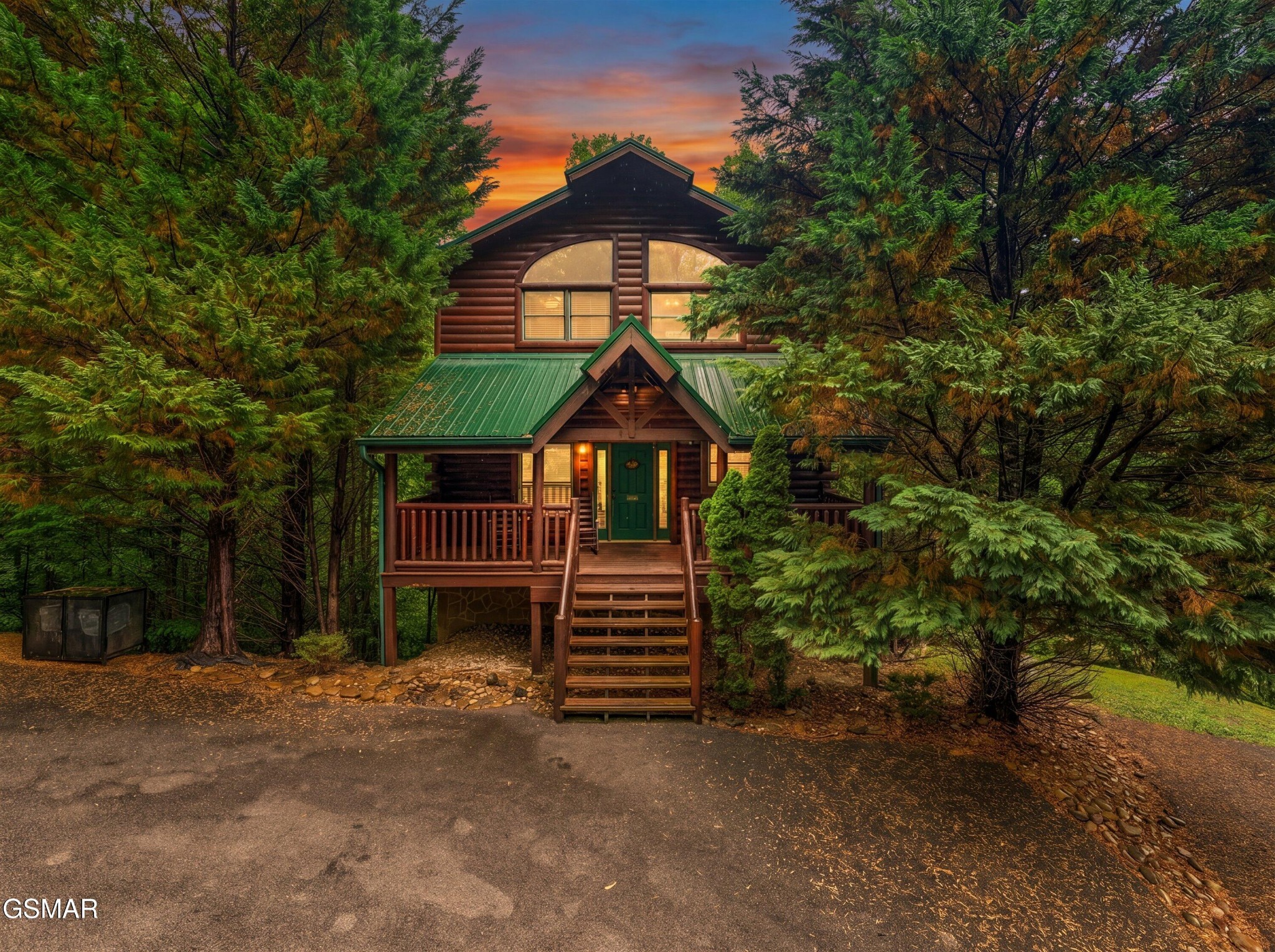 1915 Elk Springs Way