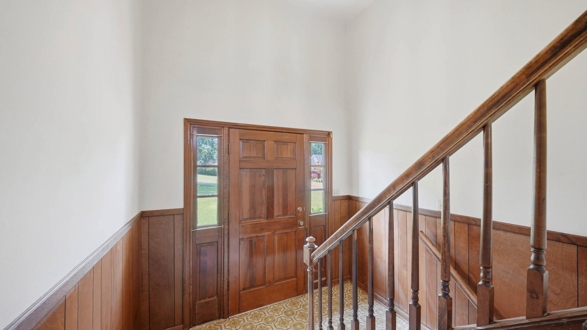 3945 Bow Street, Ne Property Photo 3