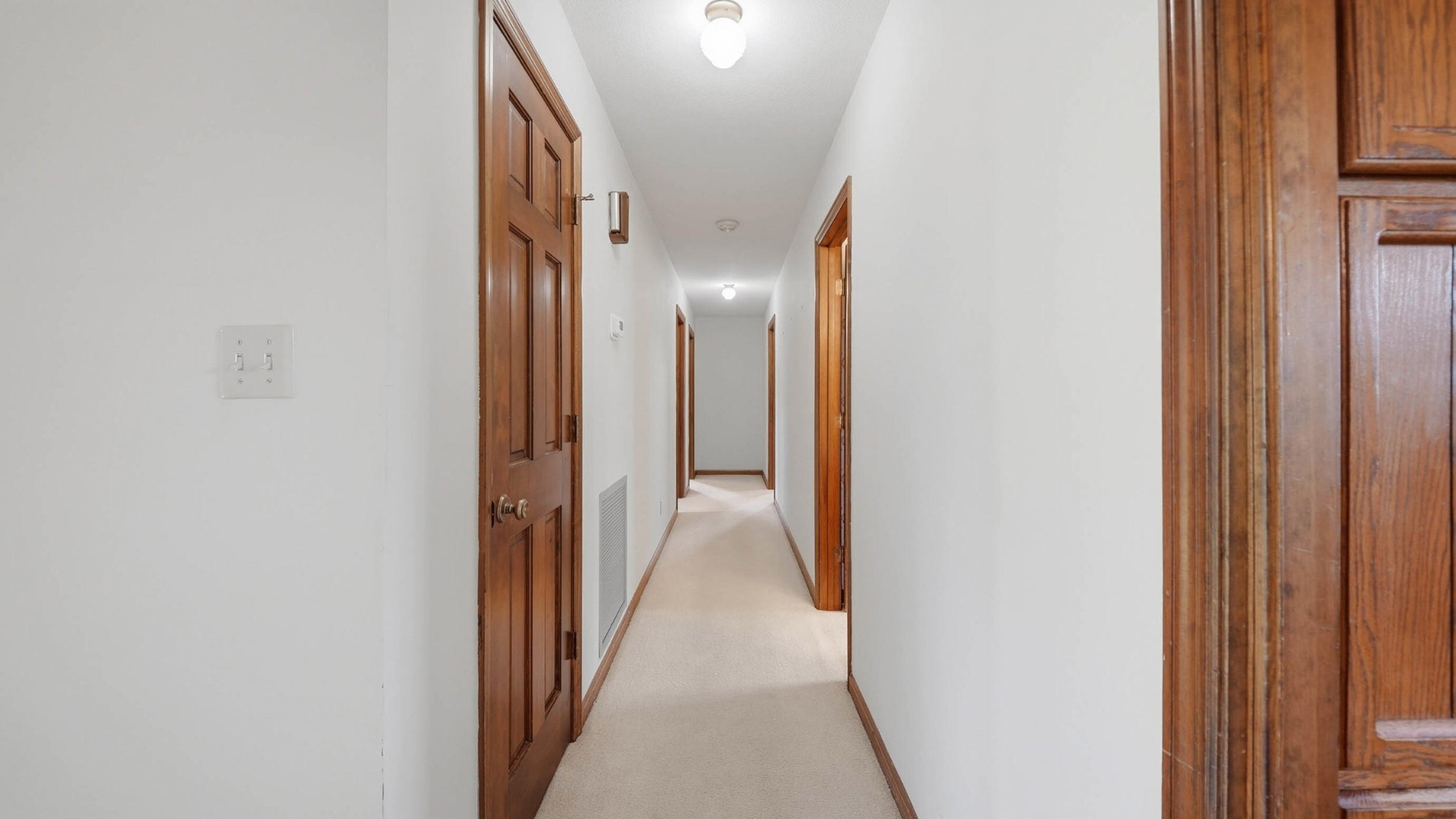 3945 Bow Street, Ne Property Photo 11
