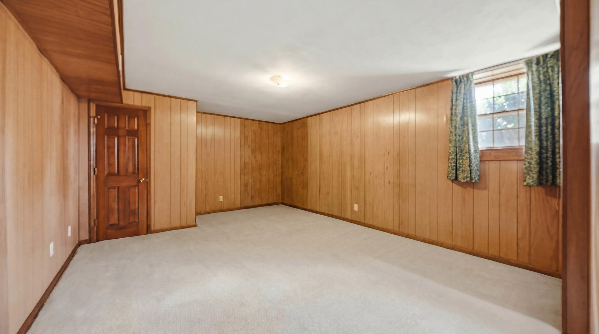 3945 Bow Street, Ne Property Photo 24