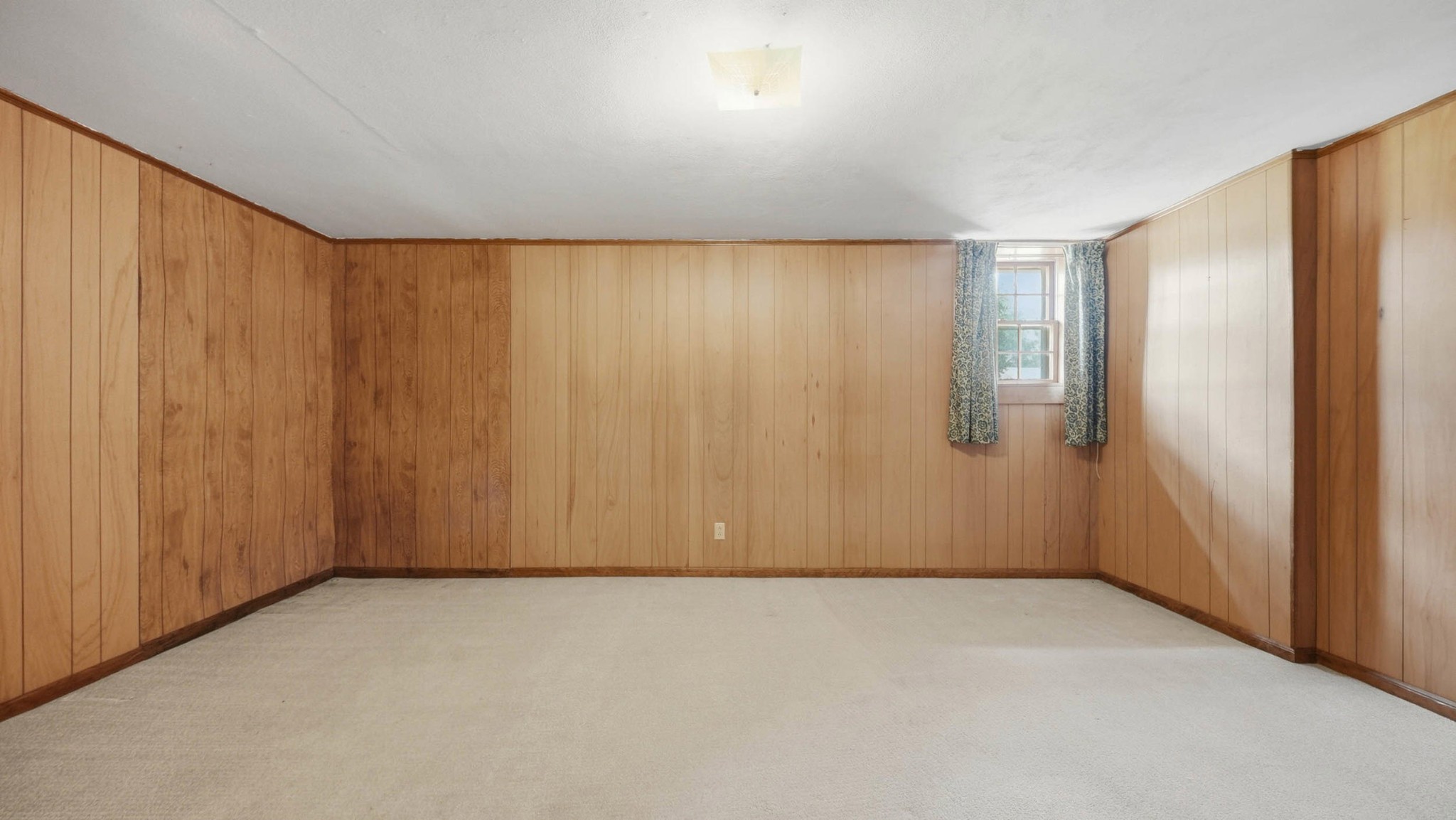3945 Bow Street, Ne Property Photo 25