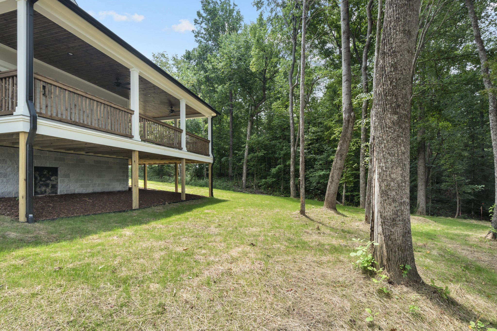 910 Steele Rd Property Photo 32