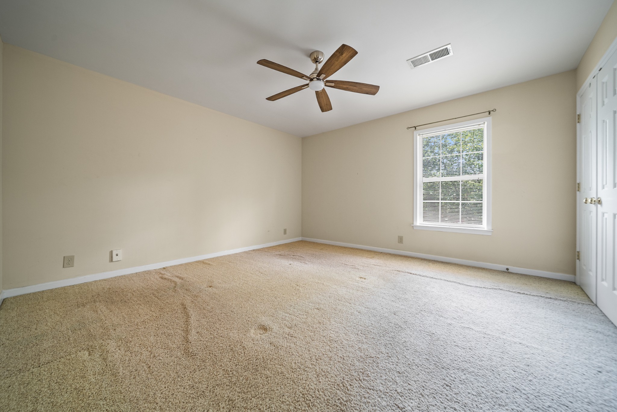 2121 Highway 12 S Property Photo 19