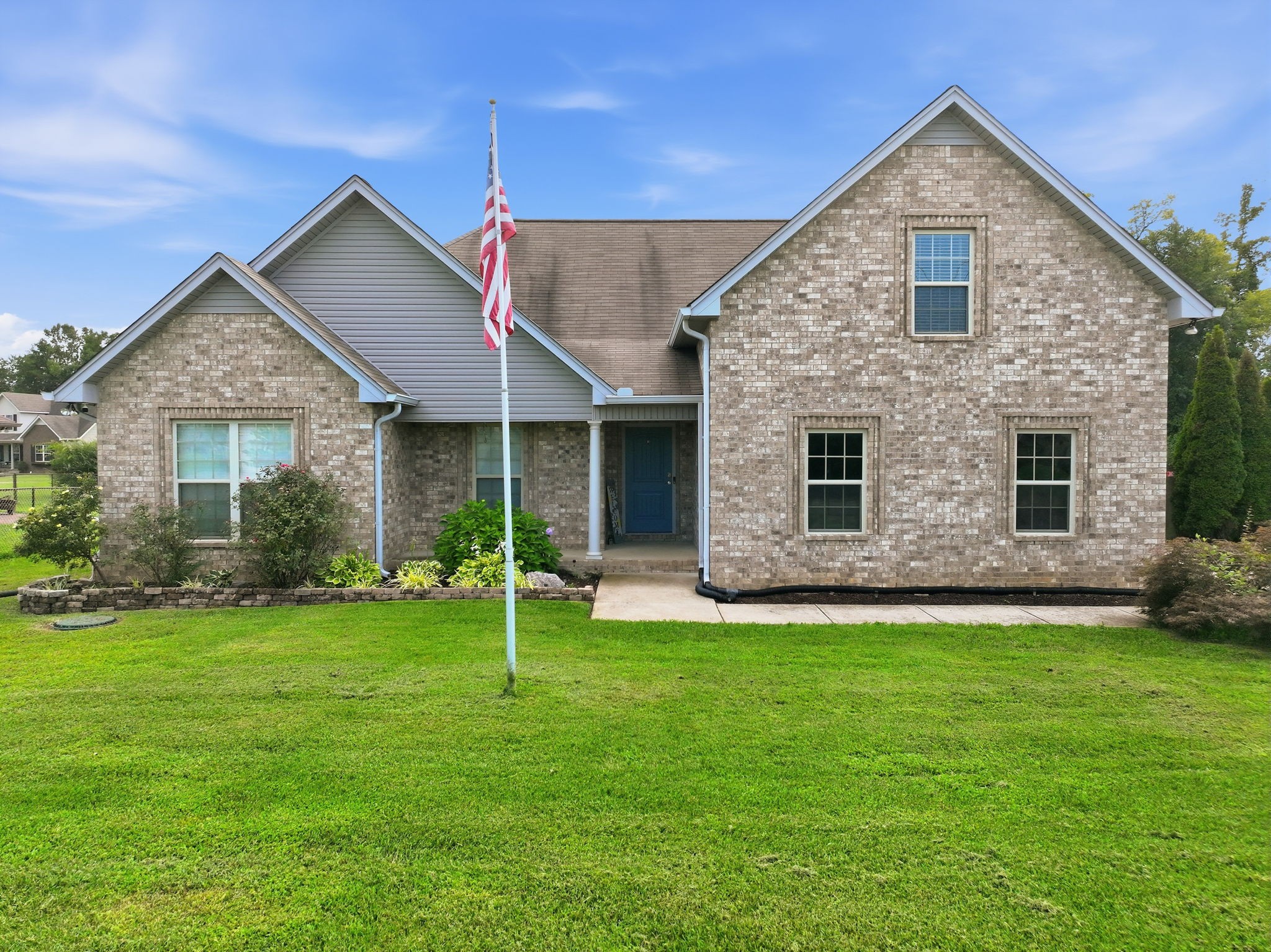 1305 Round Rock Dr
