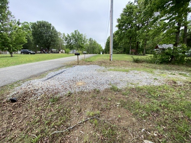 416 Ski St Property Photo 3