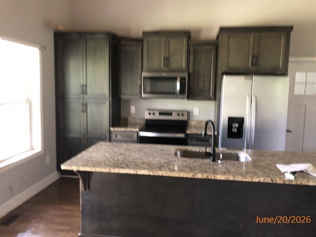 416 Ski St Property Photo 10