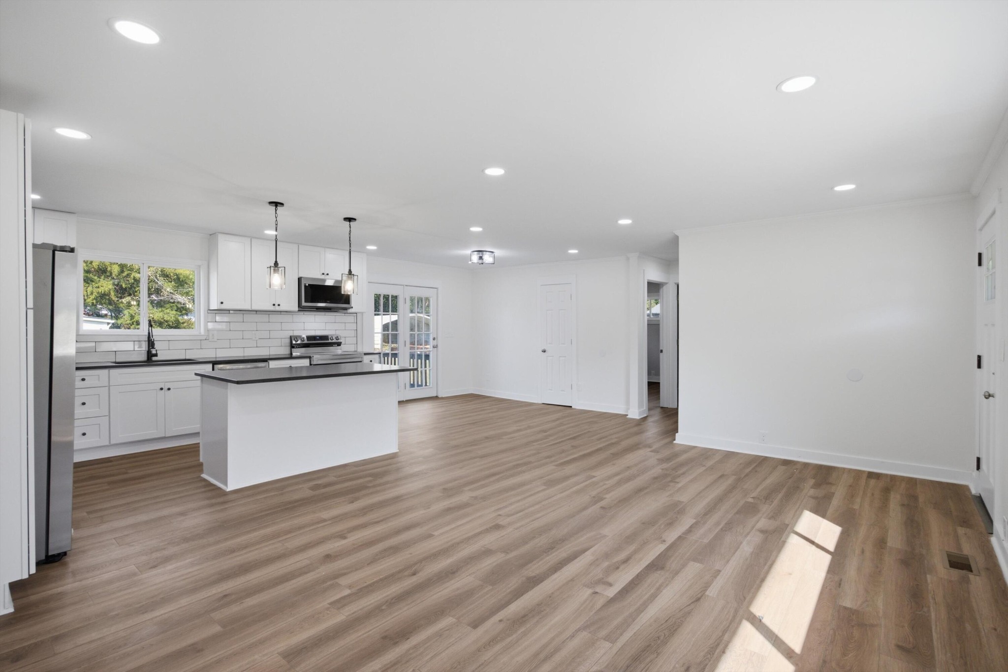 113 Centro Street Property Photo 15