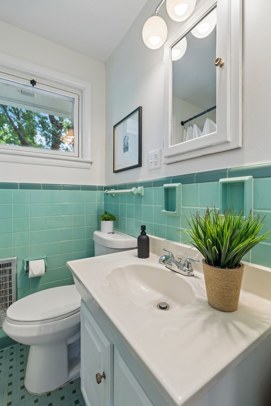 2802 Saint Edwards Dr Property Photo 24