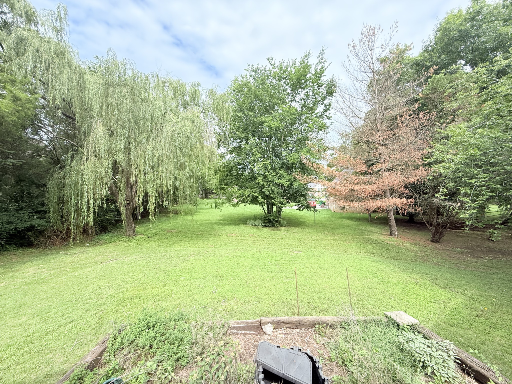 1216 Kristopher Dr Property Photo 3