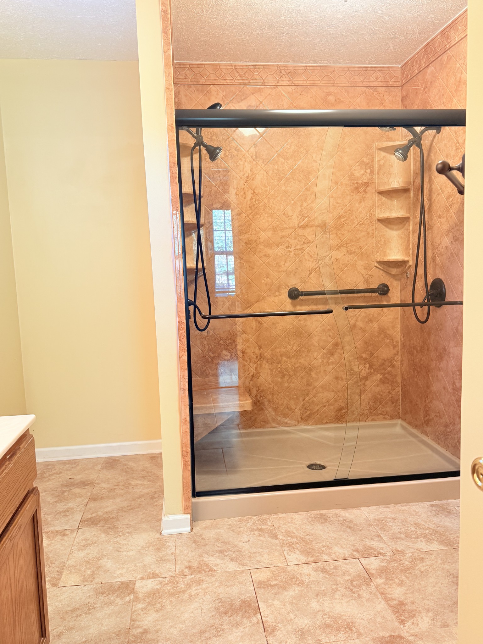 1216 Kristopher Dr Property Photo 23
