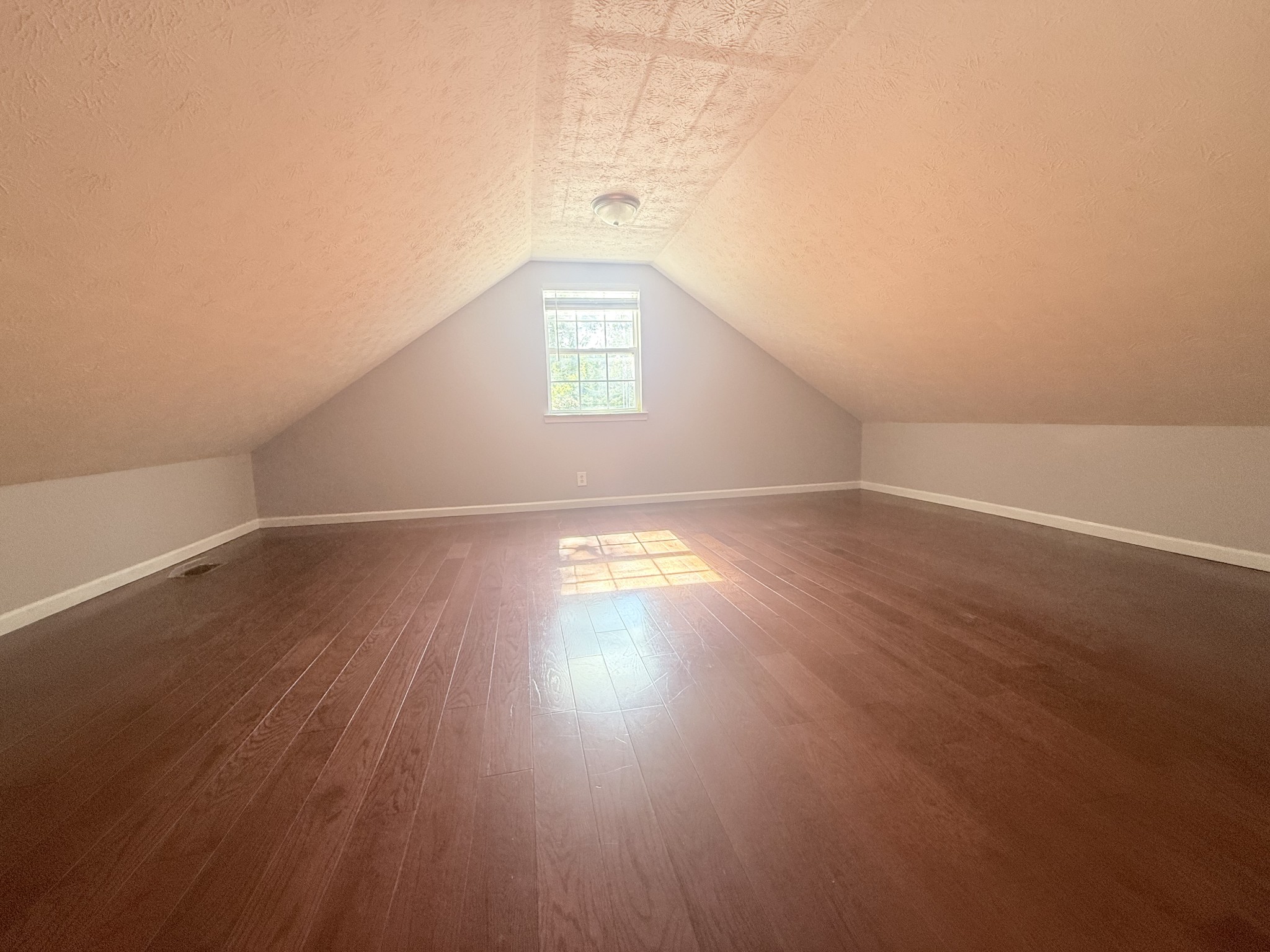 1216 Kristopher Dr Property Photo 27